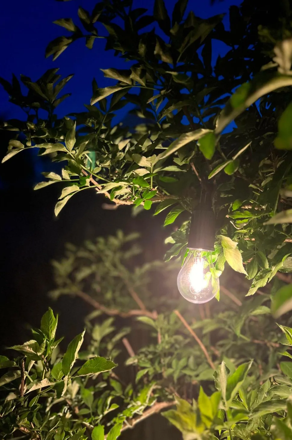 PR Home Rechargeable Light Bulb